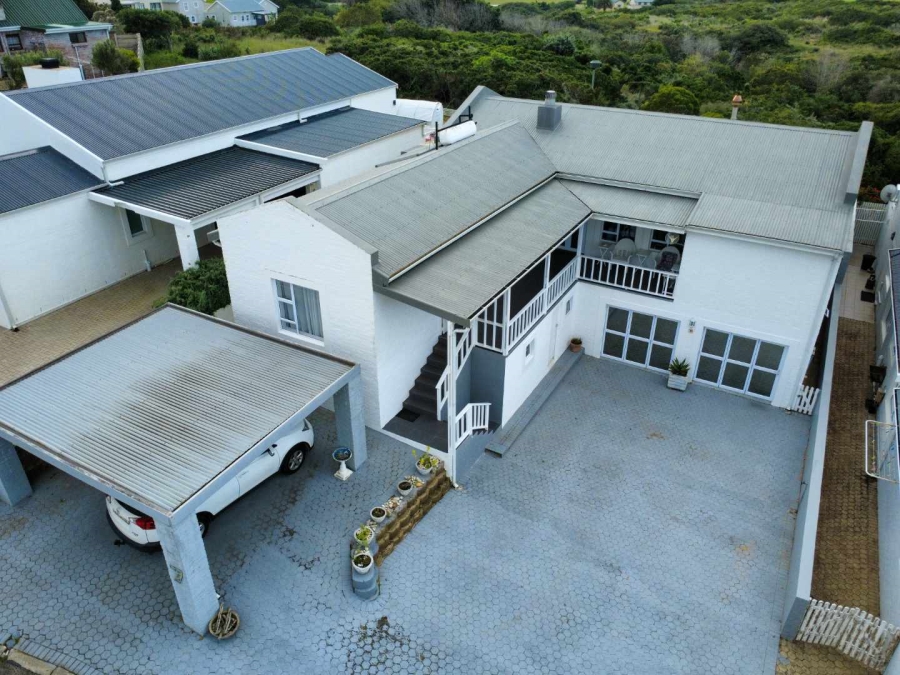 3 Bedroom Property for Sale in Stilbaai Wes Western Cape